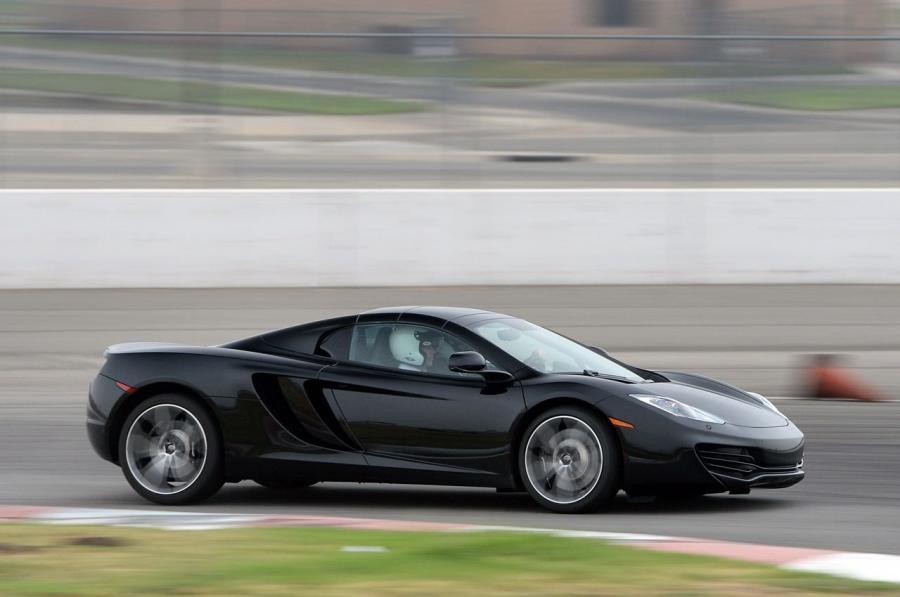  McLaren MP4-12C Spyder 2012 года  (фото 223 из 270)